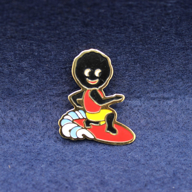 1990s Robertson’s Golly Surfer badge