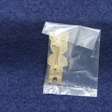 Backstamp of a 1990's Robertsons Chef Golly badge