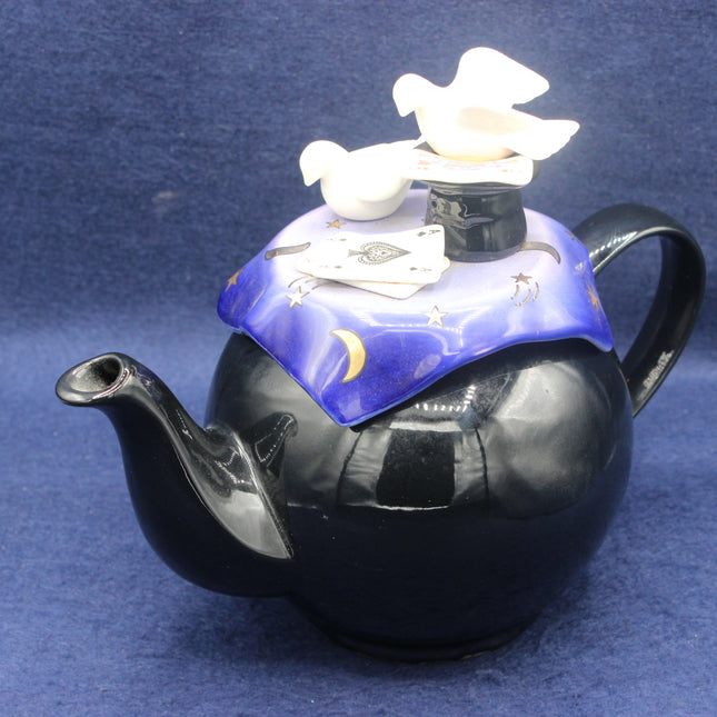 Cardew Design Magician Teapot – Vintage Novelty Ceramic