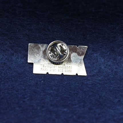 Castlemaine XXXX Lager Badge – Vintage Brewery Item