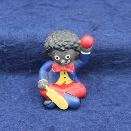 Golly Cricketer Figure – 6cm Vintage Display Piece