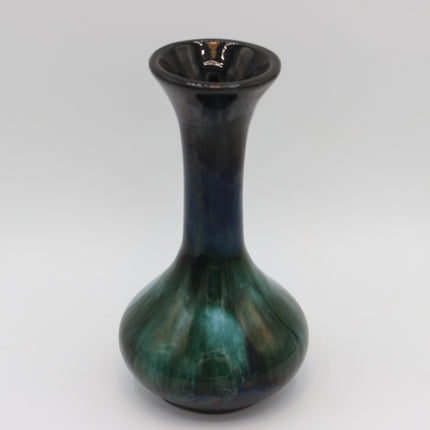 Blue Mountain Pottery Rose Bud Vase – Vintage Drip‑Glaze – Canada