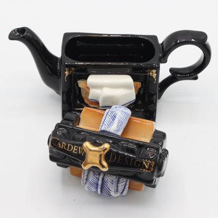 Paul Cardew “Victorian Washing Mangle” One‑Cup Collectors Teapot