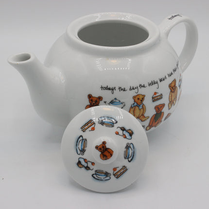 Paul Cardew Teddy Bears’ Picnic Collectible Teapot
