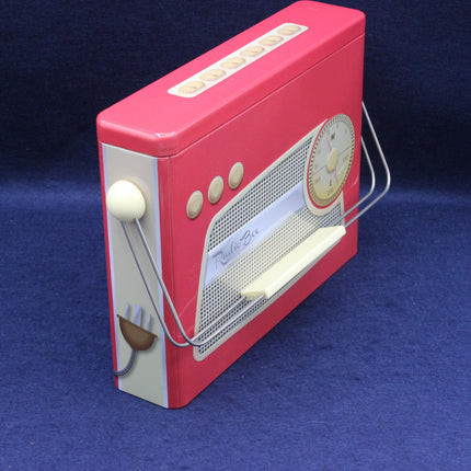 Shortbread Fingers Tin Shaped Like a Vintage‑Style Radio with Handle