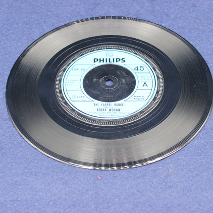 Terry Wogan – The Floral Dance / Old Rockin’ Chair (1977 UK 7" 45rpm Single)