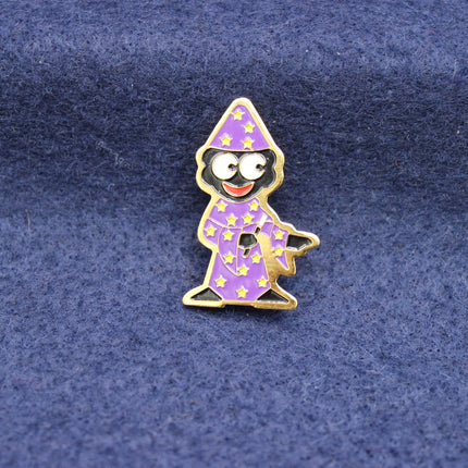 The Wizard Robertson's Golly Badges