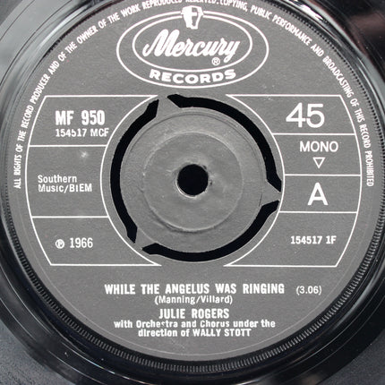 Close-up of a Mercury Records 45 RPM record label from 1966.