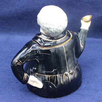 “Mr Pickwick Proposes a Toast” Character Teapot 