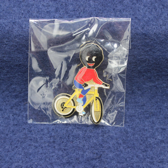 Robertson’s 1994 Cyclist Golly Badge — Backstamped, Factory Sealed