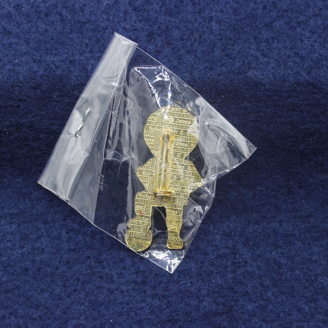 Robertson’s 1994 Footballer Golly Badge — Backstamped