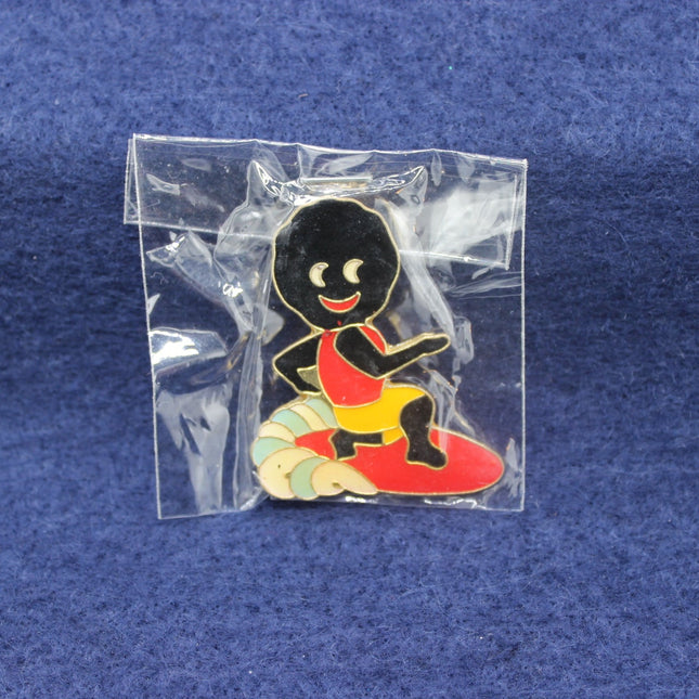 Robertson’s 1994 Golly Surfer Badge – Factory Sealed