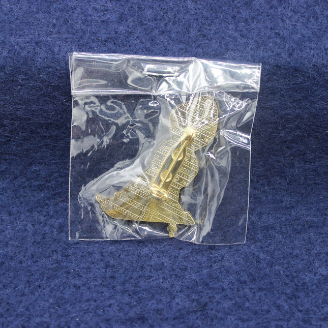 Robertson’s 1994 Skier Golly Badge — Backstamped, Factory Sealed