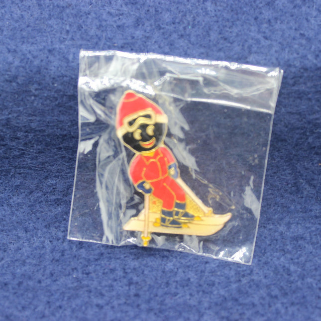 Robertson’s 1994 Skier Golly Badge — Backstamped, Factory Sealed