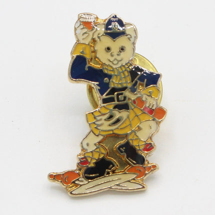 Rupert Bear Enamel Badge – Scottish Rupert in Kilt