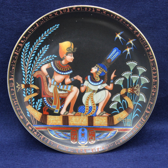 Tutankhamun and His Princess Decorative plate with Egyptian-themed design on a blue background