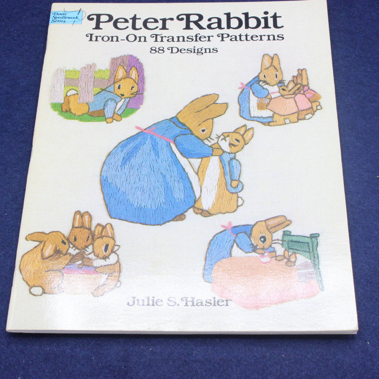 Peter Rabbit Drawing Pattern Vintage 1987 Peter Rabbit Iron‑On Transfer Patterns Book – 88 Designs ...