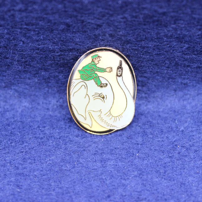 Vintage Carlsberg Elephant Beer Pin Badge