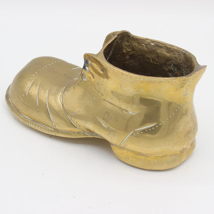 Vintage Brass Boot Ornament – Aged Patina – 17.5cm (800g)