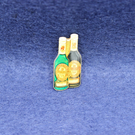 Vintage Heidsieck Monopole Champagne Enamel Pin Badge Collectable