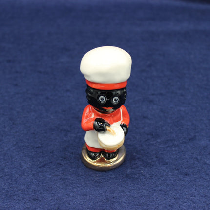 A charming Carltonware Series 2 Limited Edition figurine – The Baker