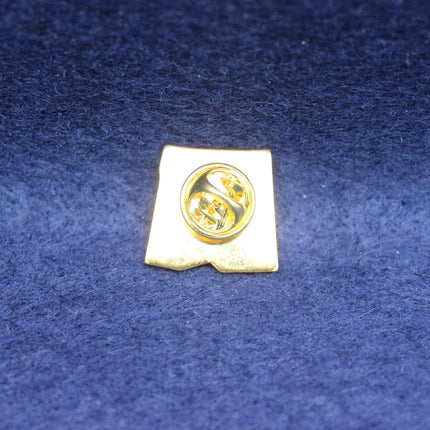 Vintage Diamond White badge rear with clasp