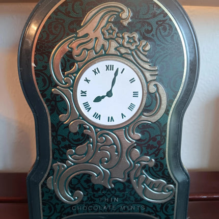Vintage 1980s Nestlé After Eight Clock Tin – Thin Chocolate Mints