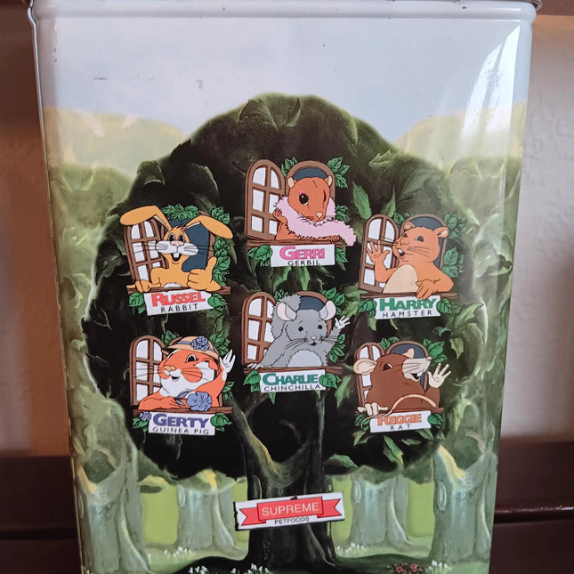 Supreme Pet Foods Collectors Tin – Russell Rabbit & Friends