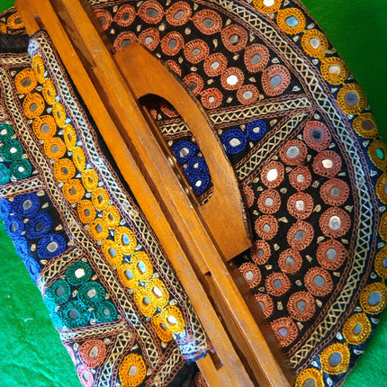 Vintage Hand‑Embroidered Bharat Bag – Wooden Handle