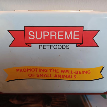 Supreme Pet Foods Collectors Tin – Russell Rabbit & Friends