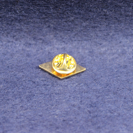 Vintage Samuel Smith’s Brewery Enamel Pin Badge Rear Clasp