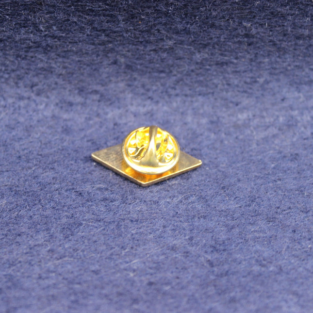 Vintage Samuel Smith’s Brewery Enamel Pin Badge Rear Clasp