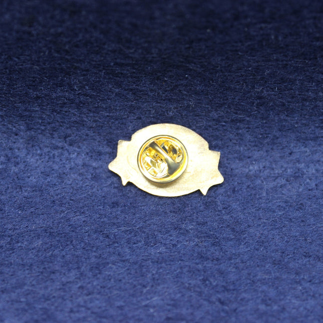 Vintage Shepherd Neame Enamel Pin Badge Rear View